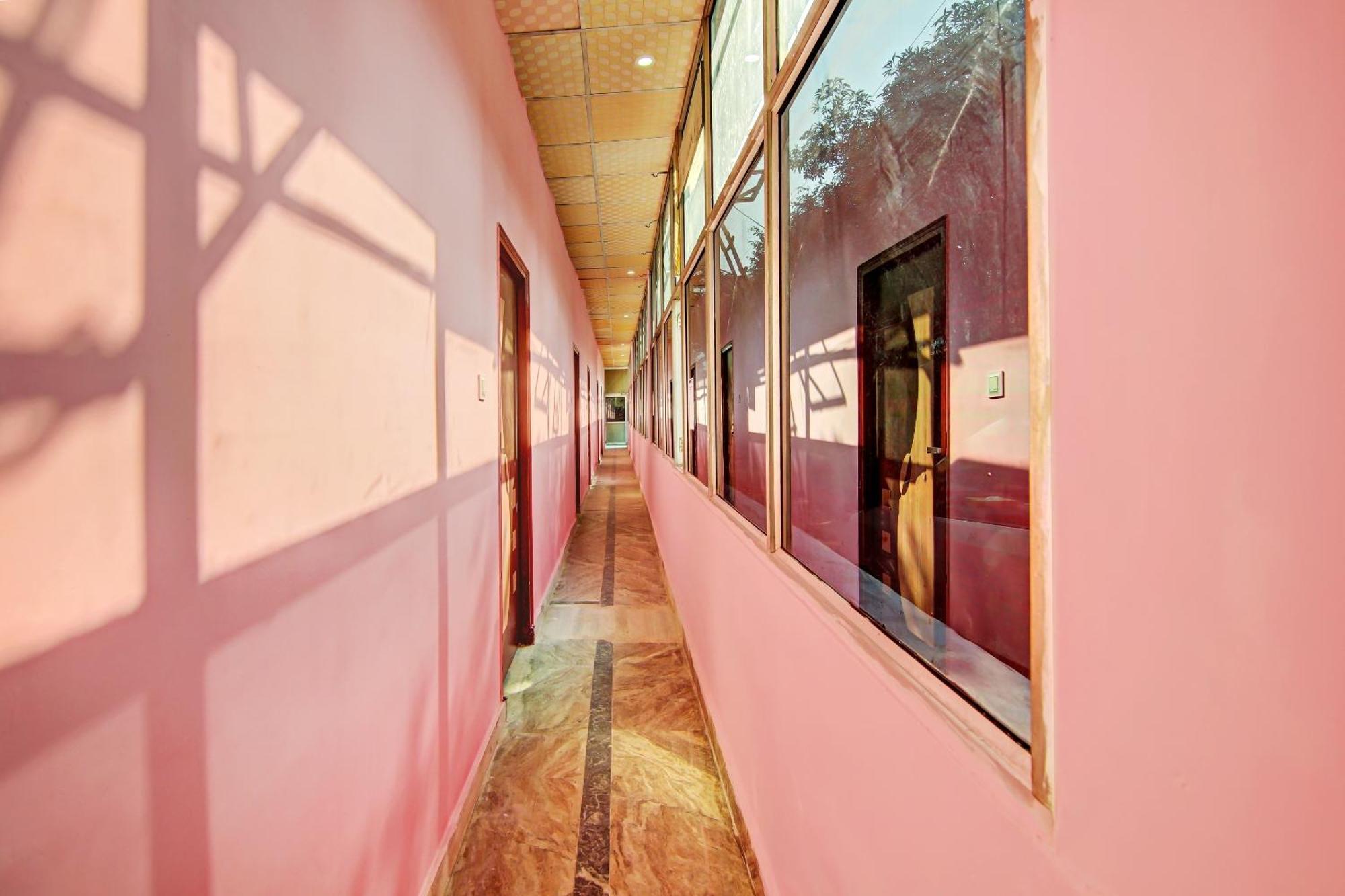 Hotel O Gg Farms Meerut Exterior foto